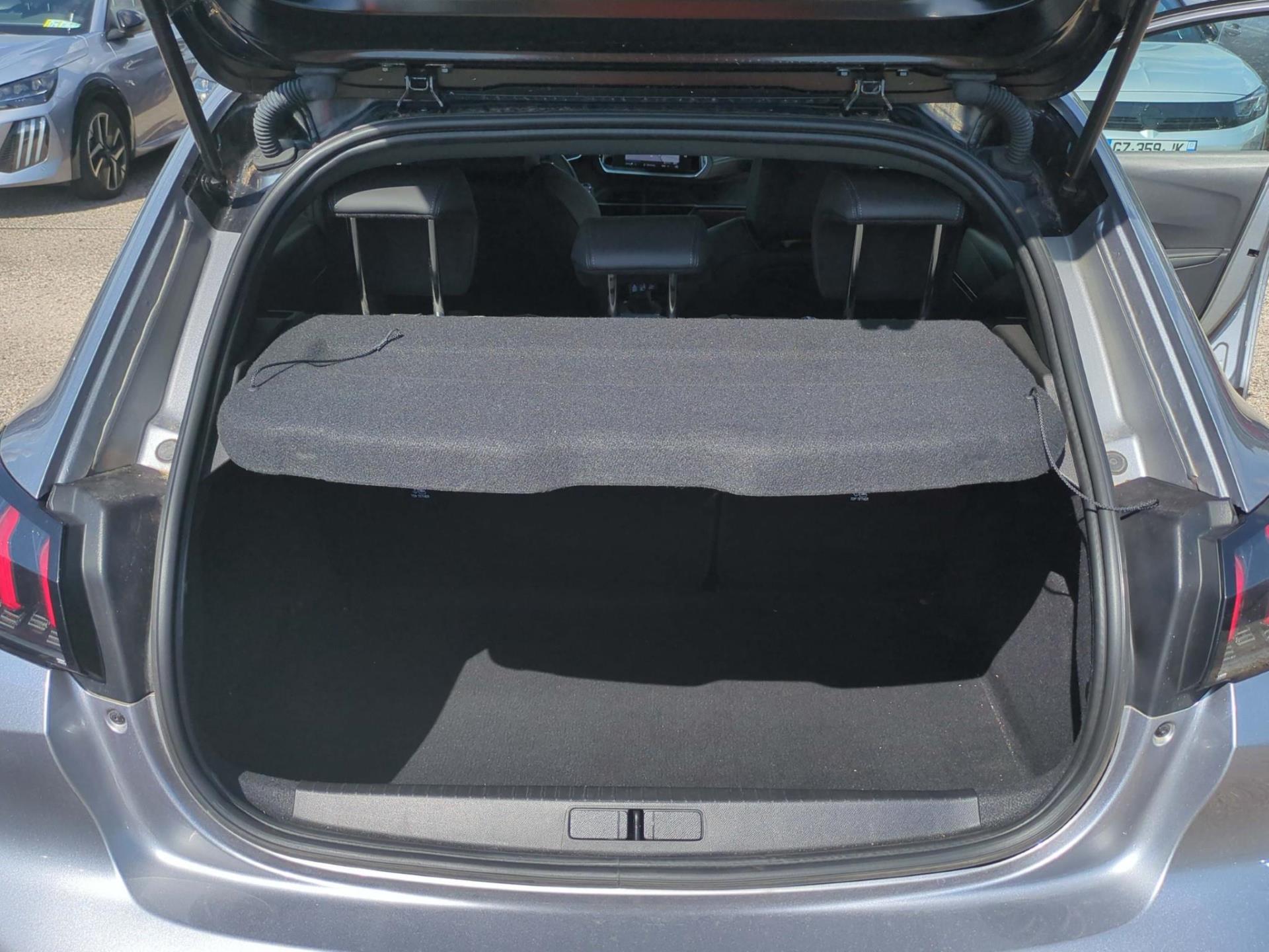 Peugeot 208 PureTech 100 S&S BVM6 GT 2023