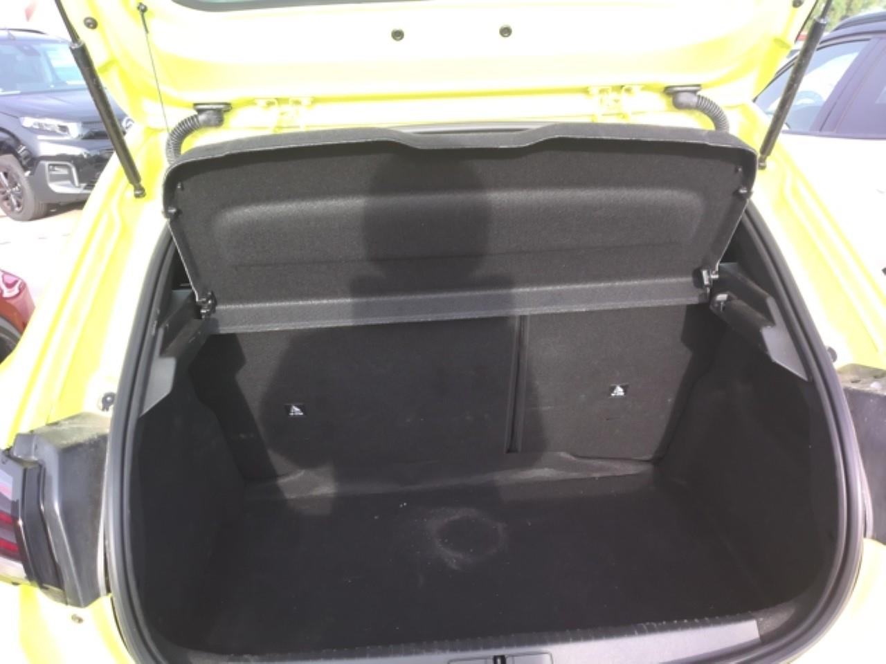 Foto Peugeot 208 7