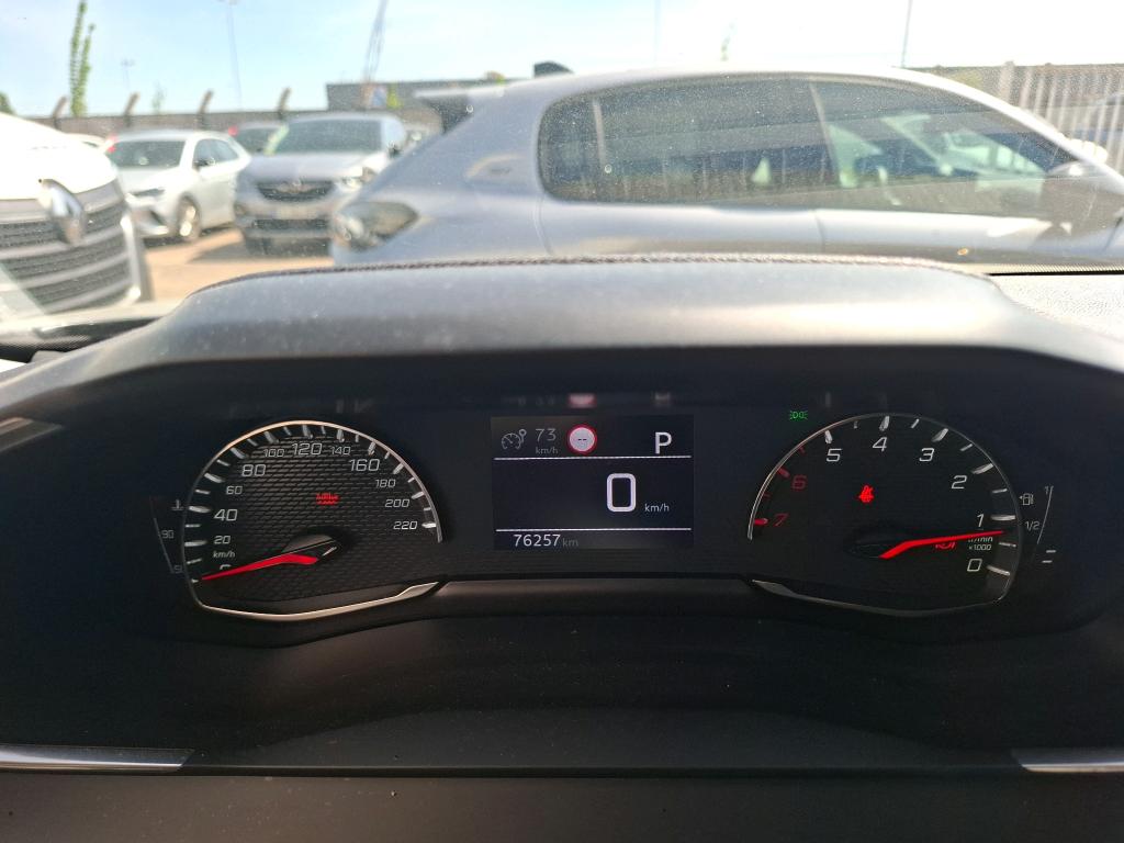Peugeot 2008 BlueHDi 130 S&S EAT8 Allure 2021