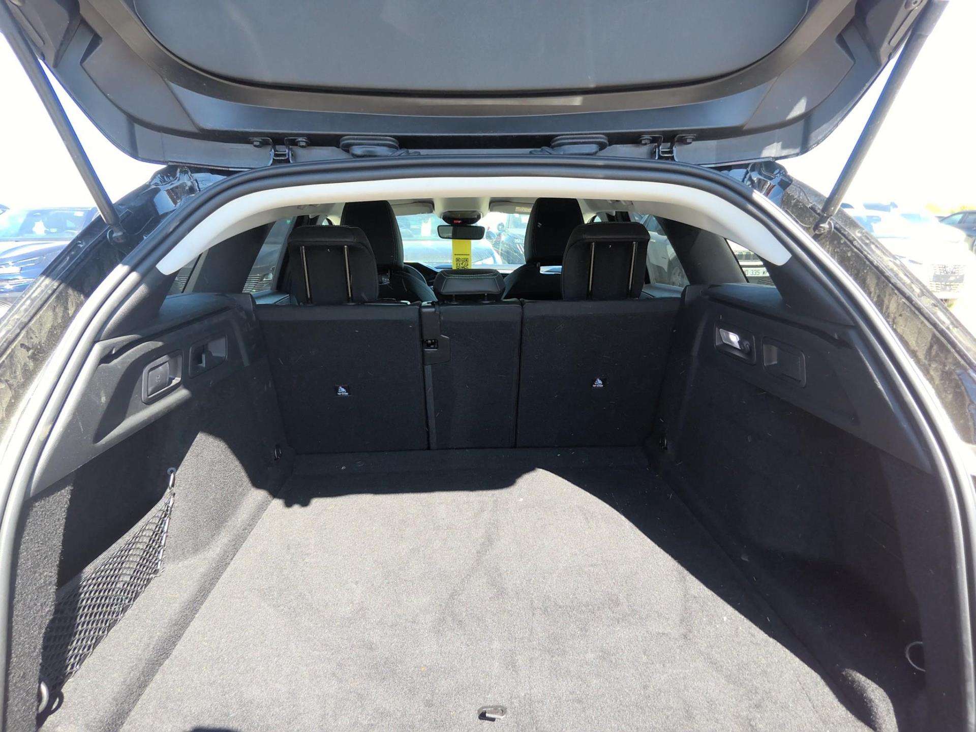 Peugeot 308 SW Hybrid 145 e-DCS6 Allure 2025