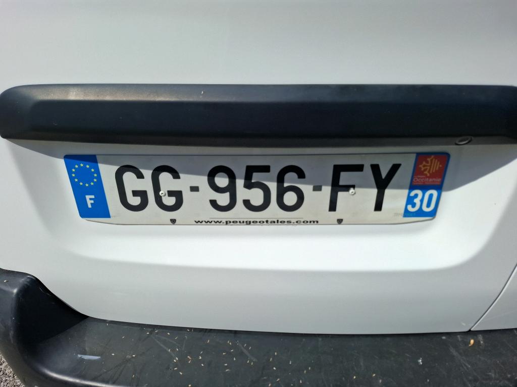 Peugeot EXPERT FGN TOLE STANDARD 1.5 BLUEHDI 120 S&S BVM6 ASPHALT 2022