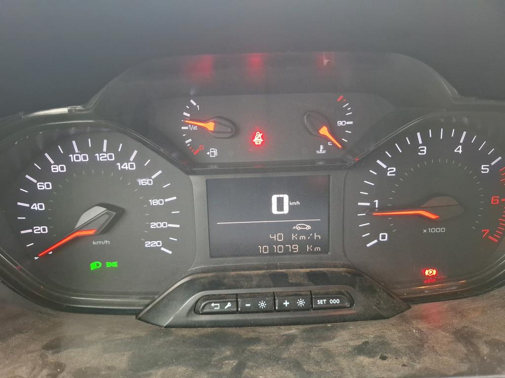 Peugeot PARTNER FOURGON STANDARD 650 KG BLUEHDI 100 S&S BVM5 PREMIUM 2021