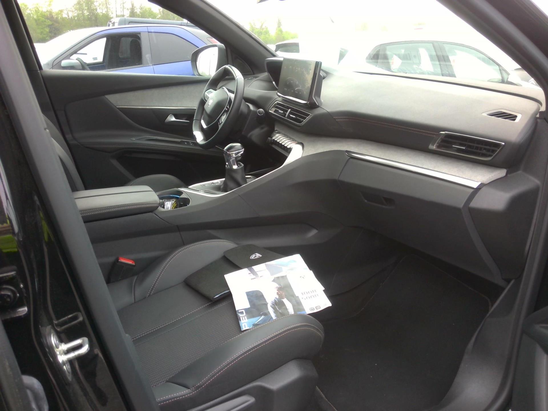 Peugeot 3008 PureTech 130ch S&S BVM6 GT 2023