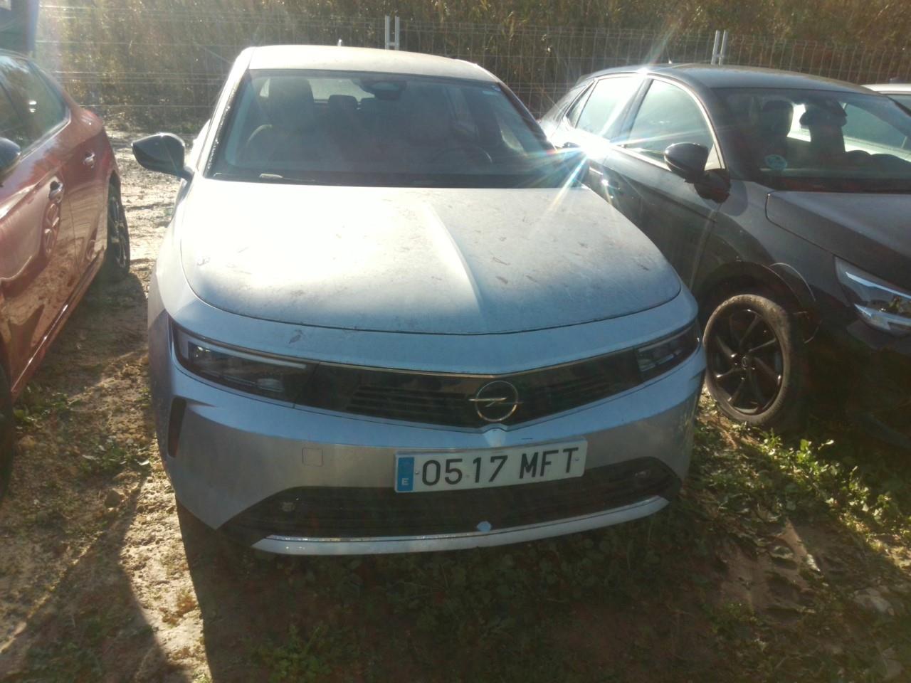 Opel Astra Nuevo Astra 5P Edition 1.2T XHT MT6 S/S 130 HP (96kW)