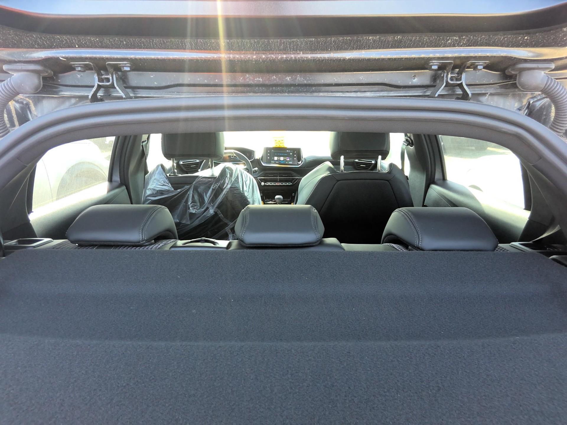 Peugeot 208 BlueHDi 100 S&S BVM6 GT 2023