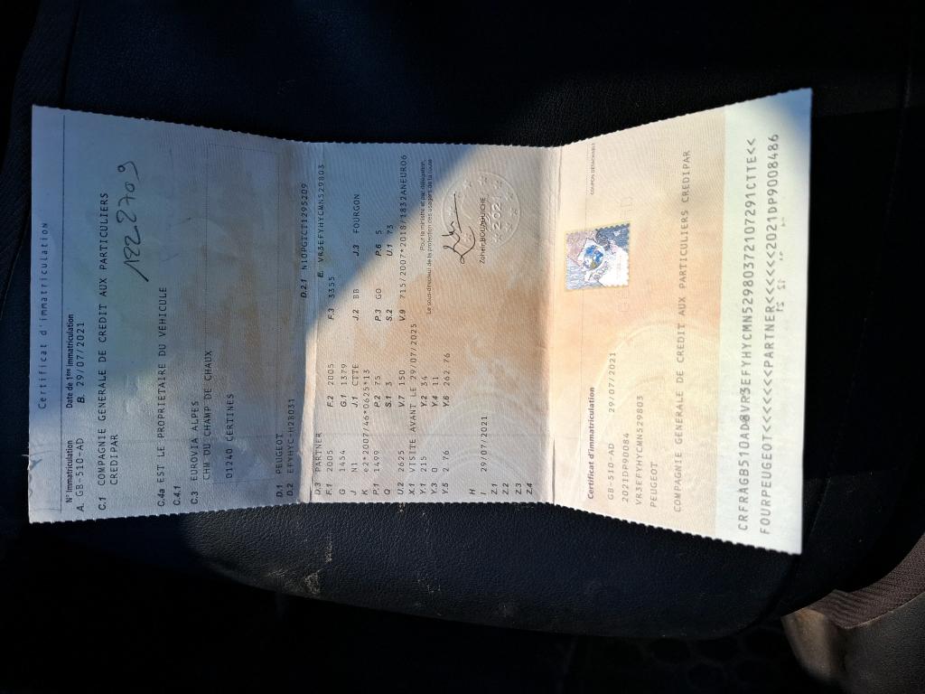 Peugeot PARTNER FOURGON STANDARD 650 KG BLUEHDI 100 S&S BVM5 PREMIUM 2021