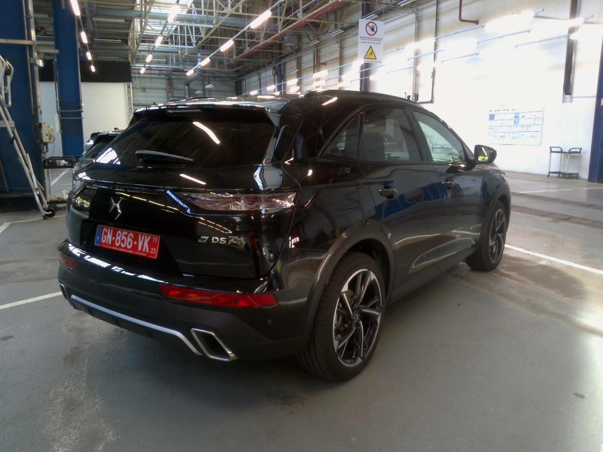DS DS7 Crossback Hybride E-Tense 225 EAT8 Louvre 2023