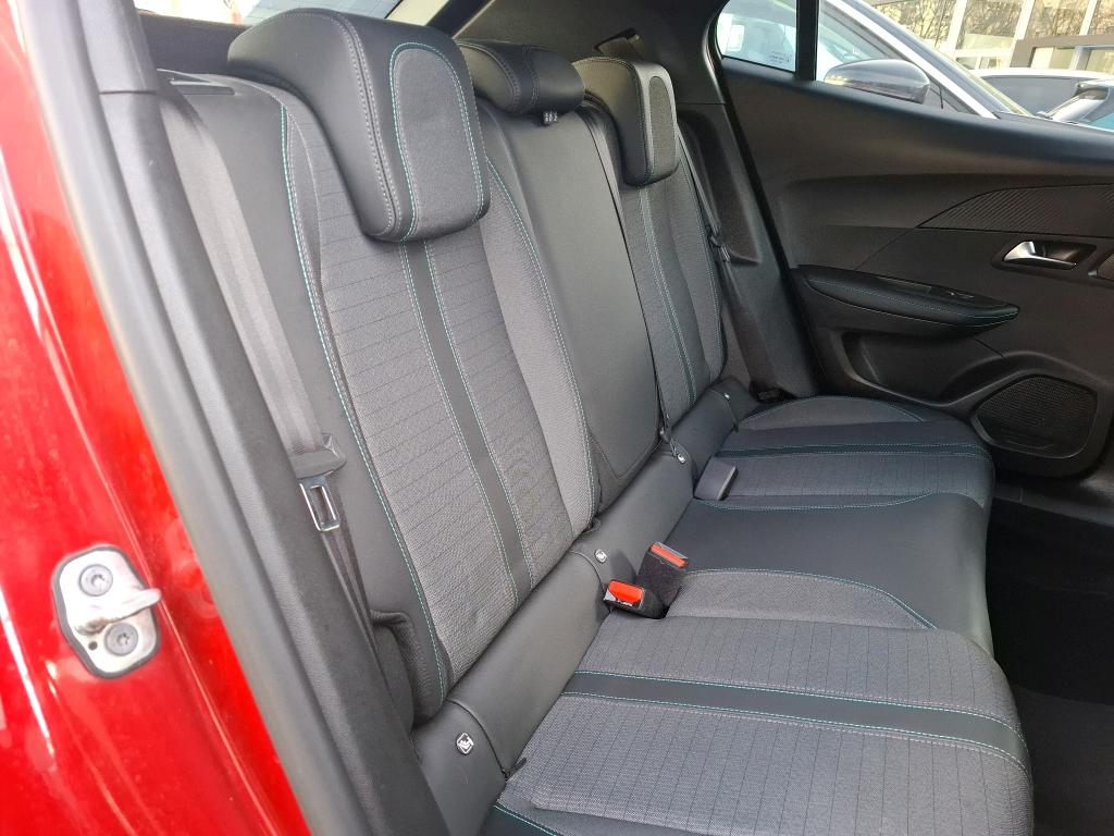 Peugeot 2008 BlueHDi 130 S&S EAT8 Allure Pack 2023