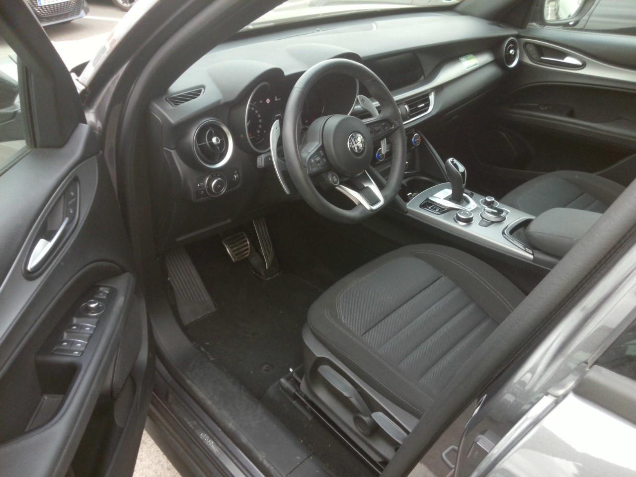 Foto Alfa Romeo Stelvio 7