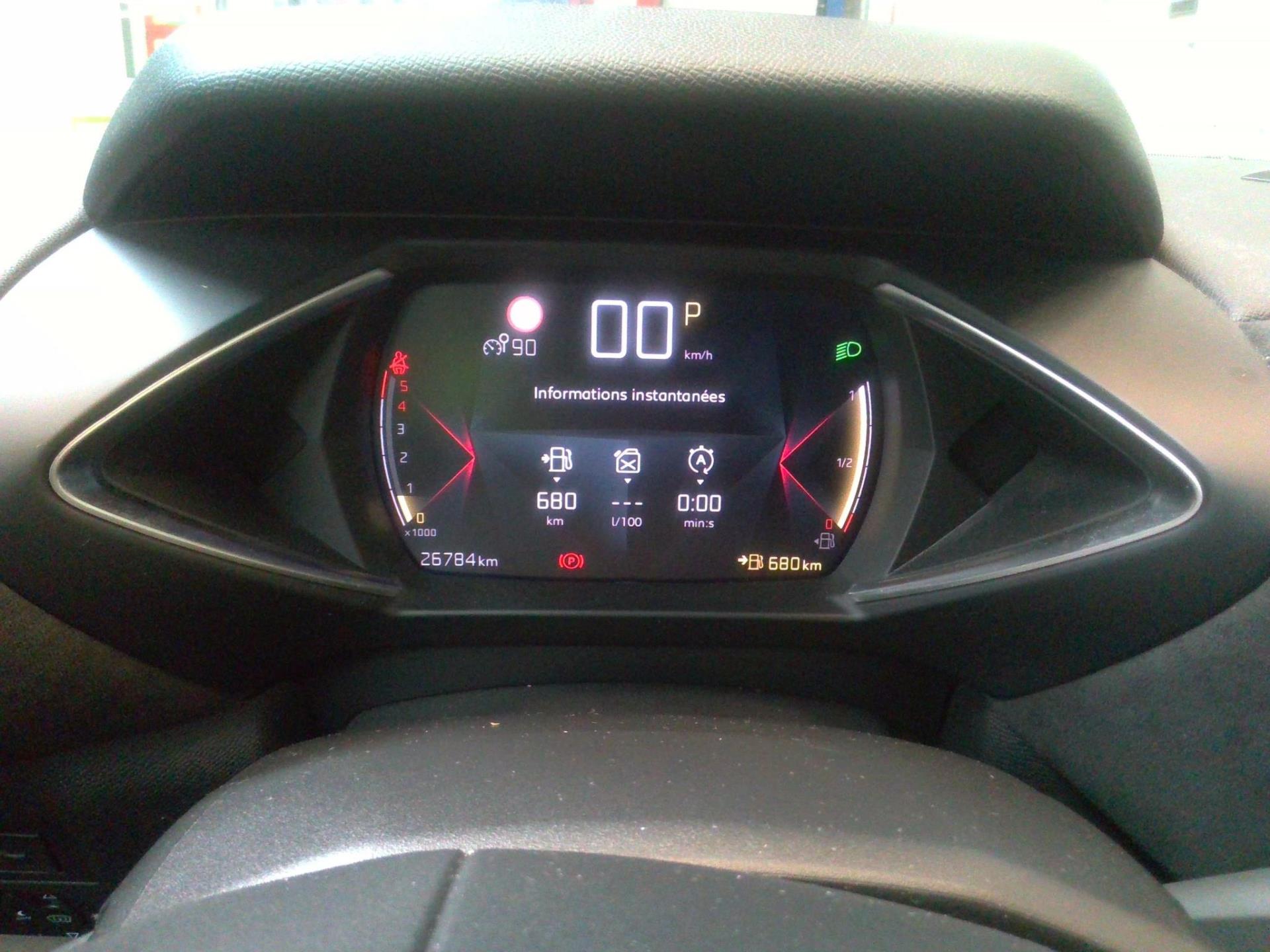 DS DS 3 BlueHDi 130 EAT8 Performance Line+ 2022