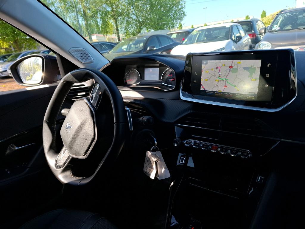 Peugeot 2008 BlueHDi 130 S&S EAT8 Allure 2021