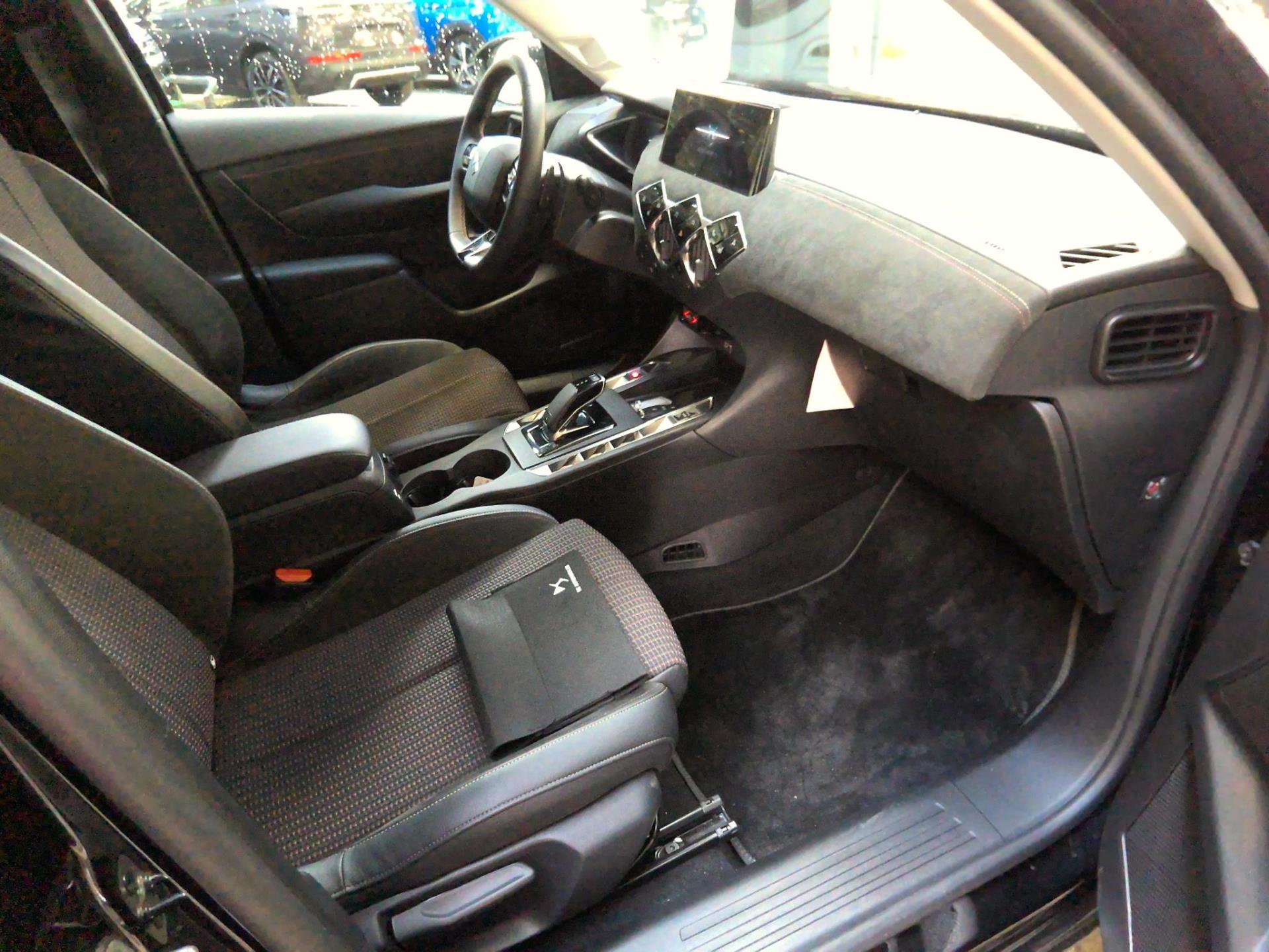 DS DS 3 Hybride 136 e-DCT6 Etoile 2025