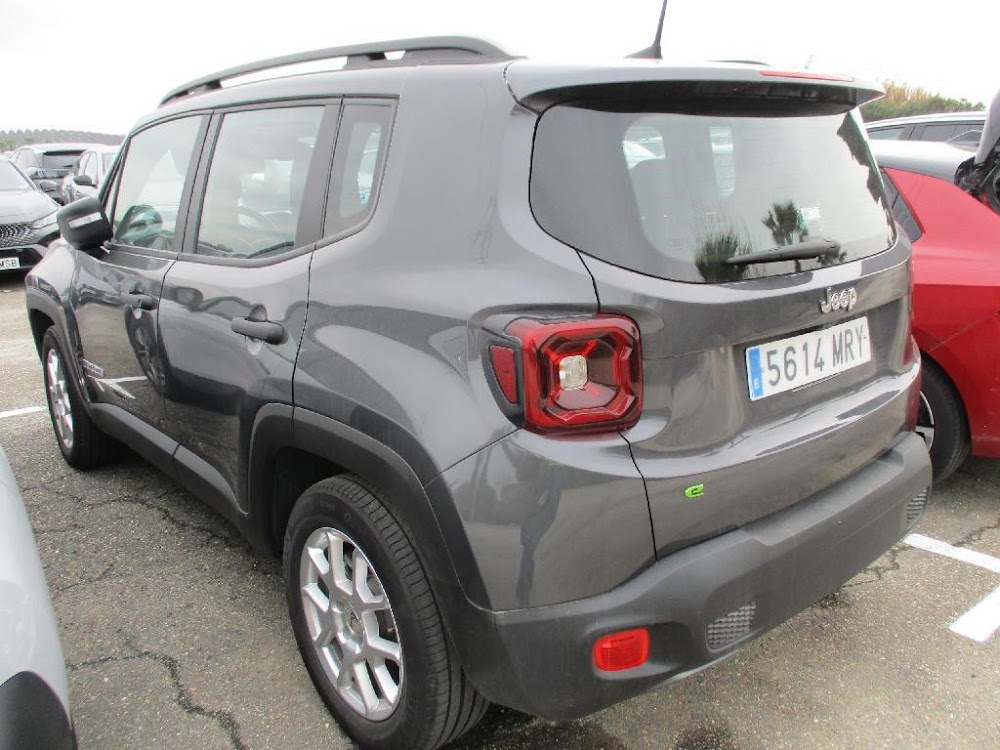 Foto Jeep Renegade Altitude 1.5 130cv e-Hybrid 5