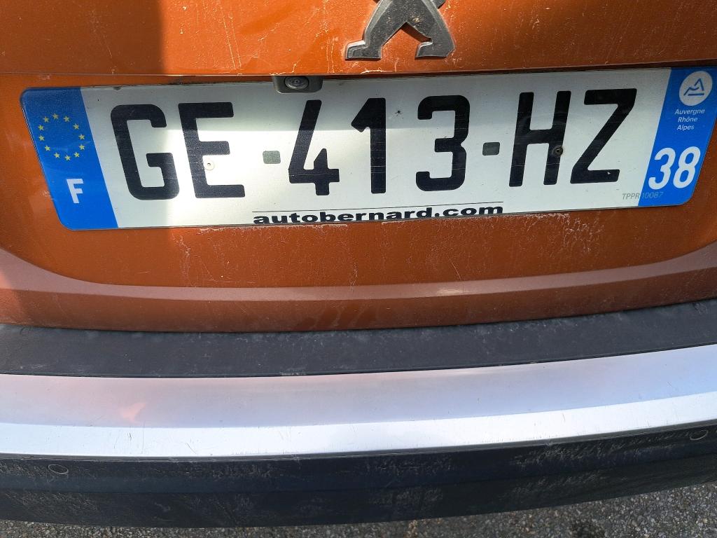 Peugeot 2008 BlueHDi 130 S&S EAT8 Allure Pack 2022