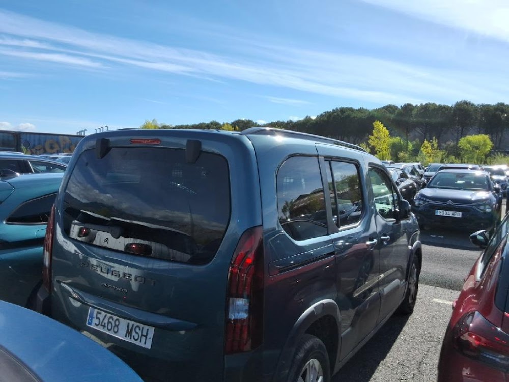 Foto Peugeot Rifter 2