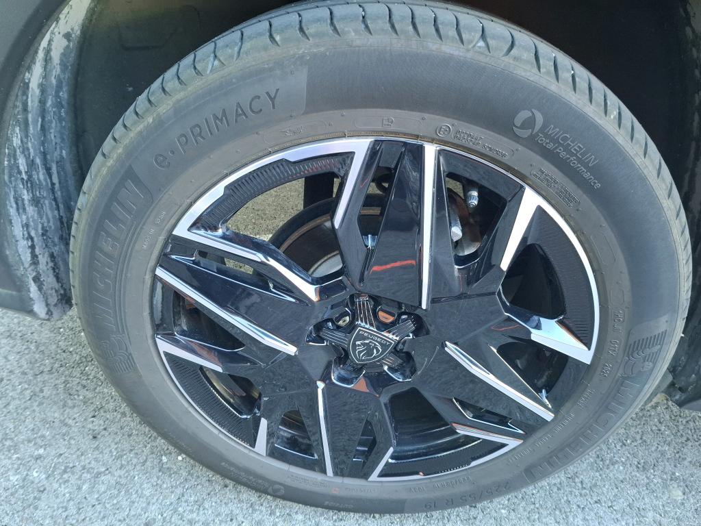 Peugeot 3008 Hybrid 145 e-DCS6 GT 2025