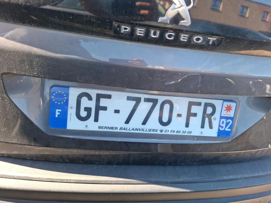 Peugeot 3008 BlueHDi 130ch S&S EAT8 Active Pack 2022