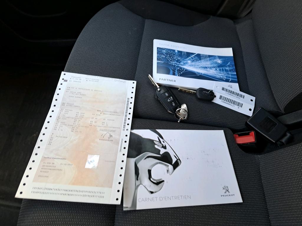 Peugeot PARTNER FOURGON STANDARD 650 KG BLUEHDI 75 BVM5 PREMIUM 2019