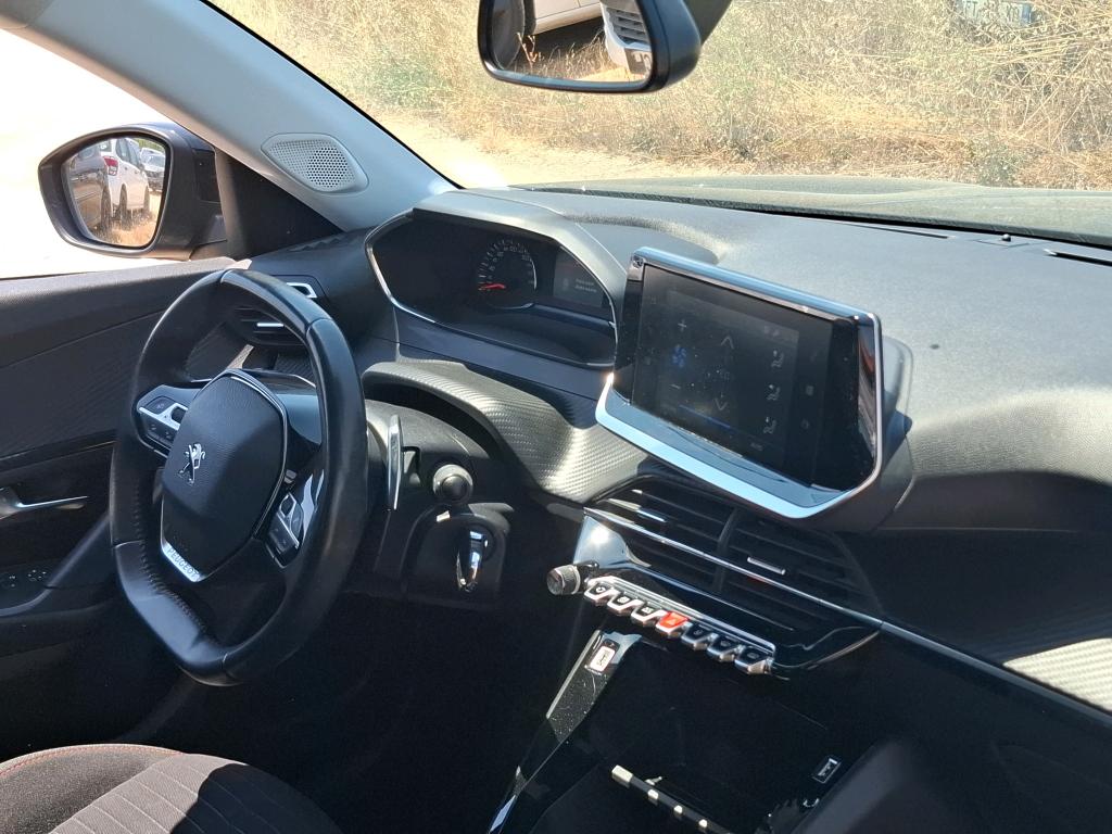 Peugeot 2008 BlueHDi 130 S&S EAT8 Active Business 2021