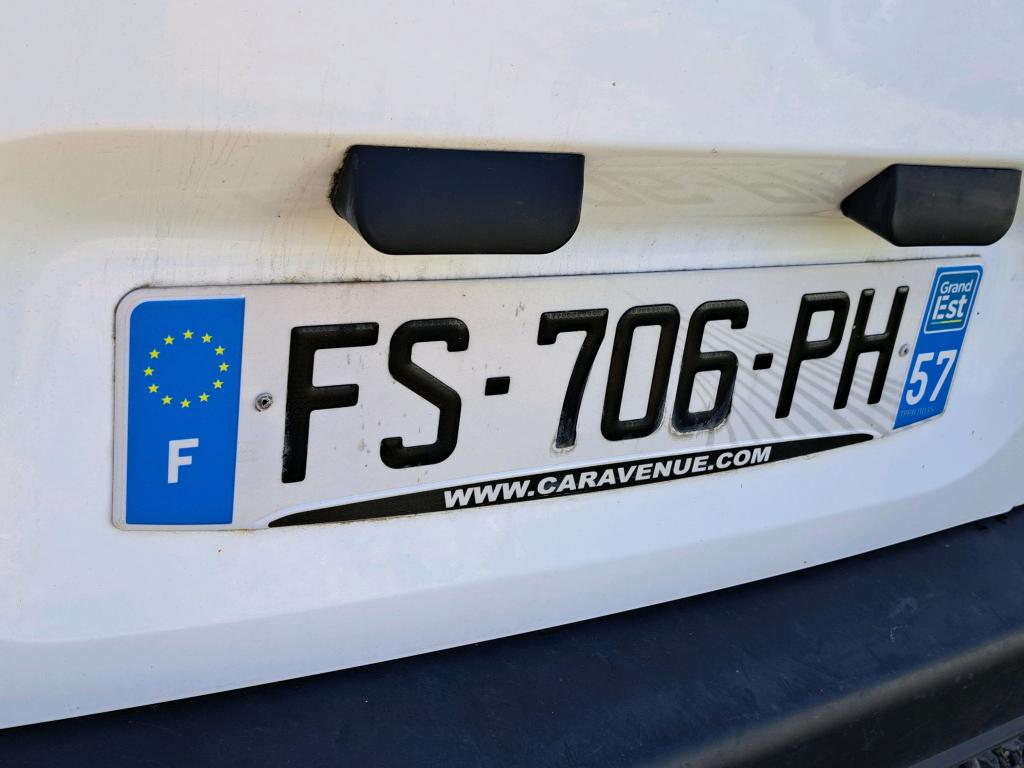 Peugeot PARTNER FOURGON STANDARD 650 KG BLUEHDI 100 S&S BVM5 ASPHALT 2020