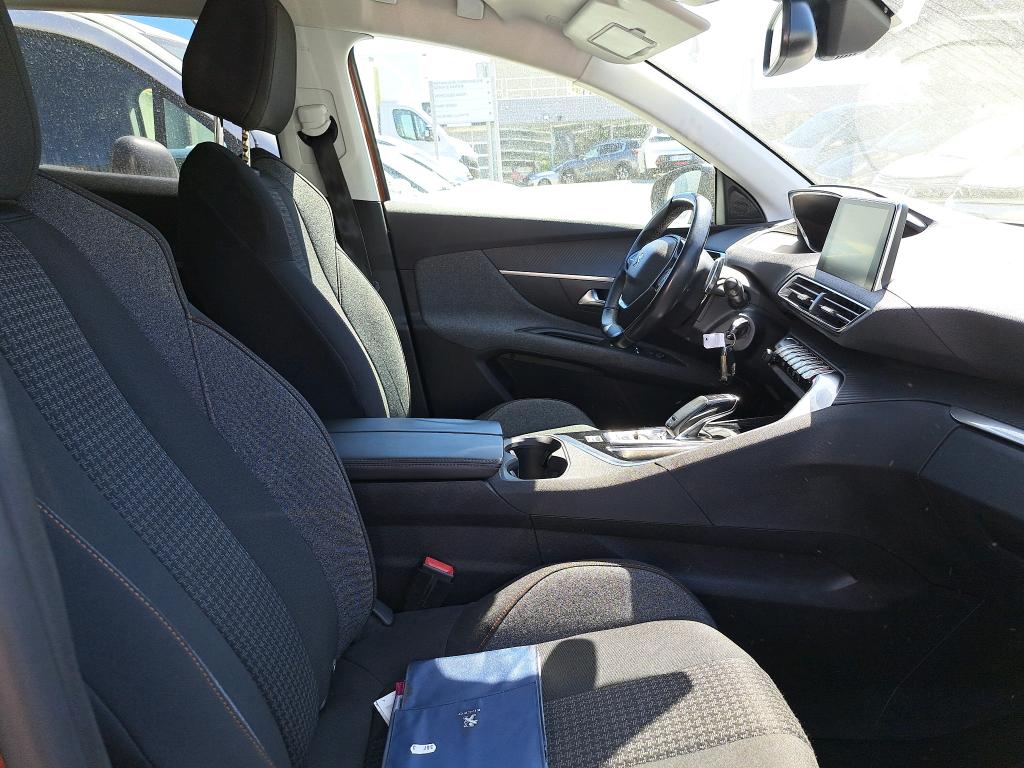 Peugeot 3008 BlueHDi 130ch S&S EAT8 Active Business 2018