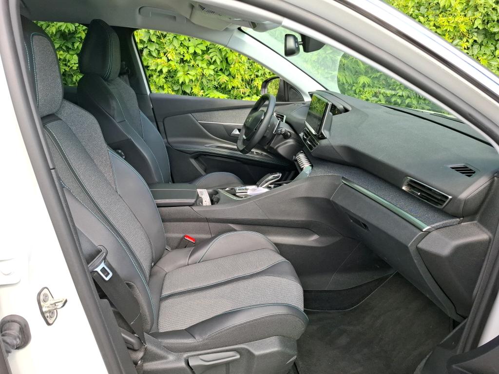 Peugeot 3008 Puretech 130ch S&S EAT8 Allure Pack 2022
