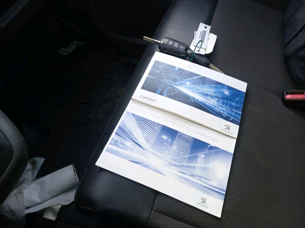 Peugeot EXPERT FGN TOLE STANDARD 2.0  BLUEHDI 120 S&S BVM6 PREMIUM 2018