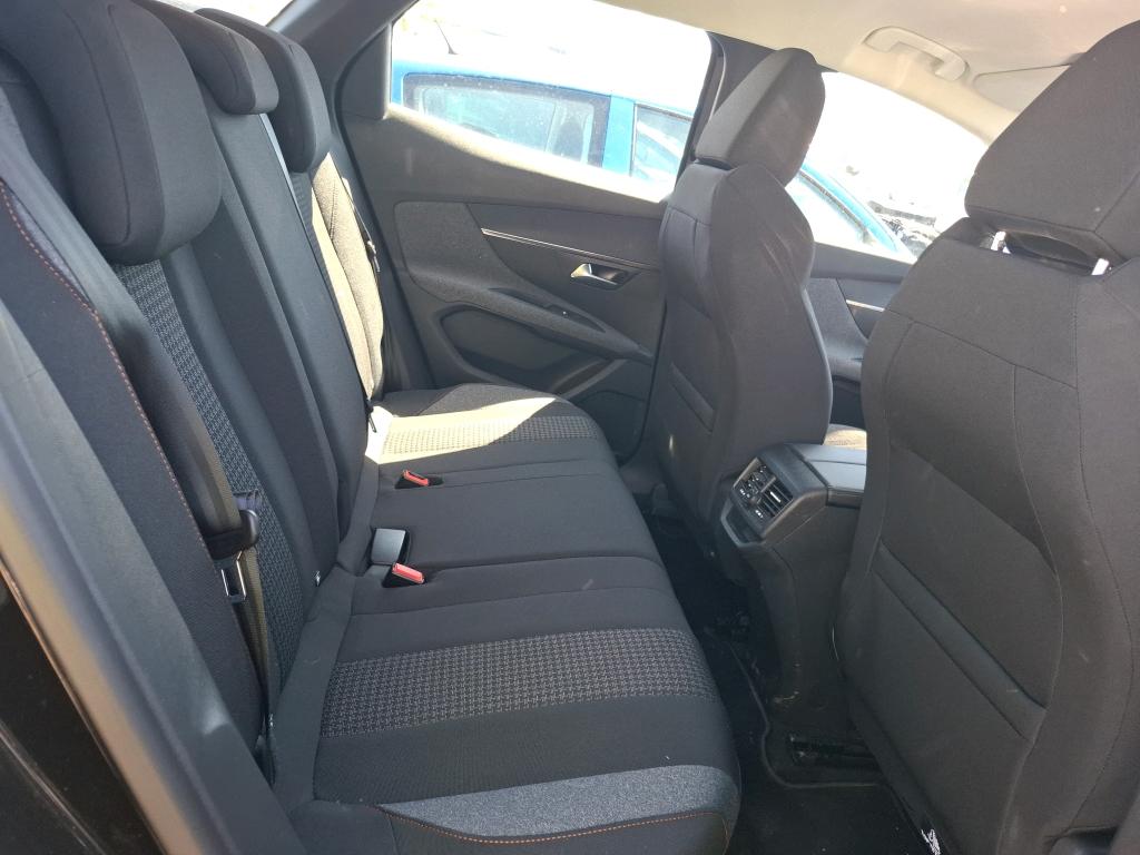 Peugeot 3008 BlueHDi 130ch S&S EAT8 Active Pack 2022