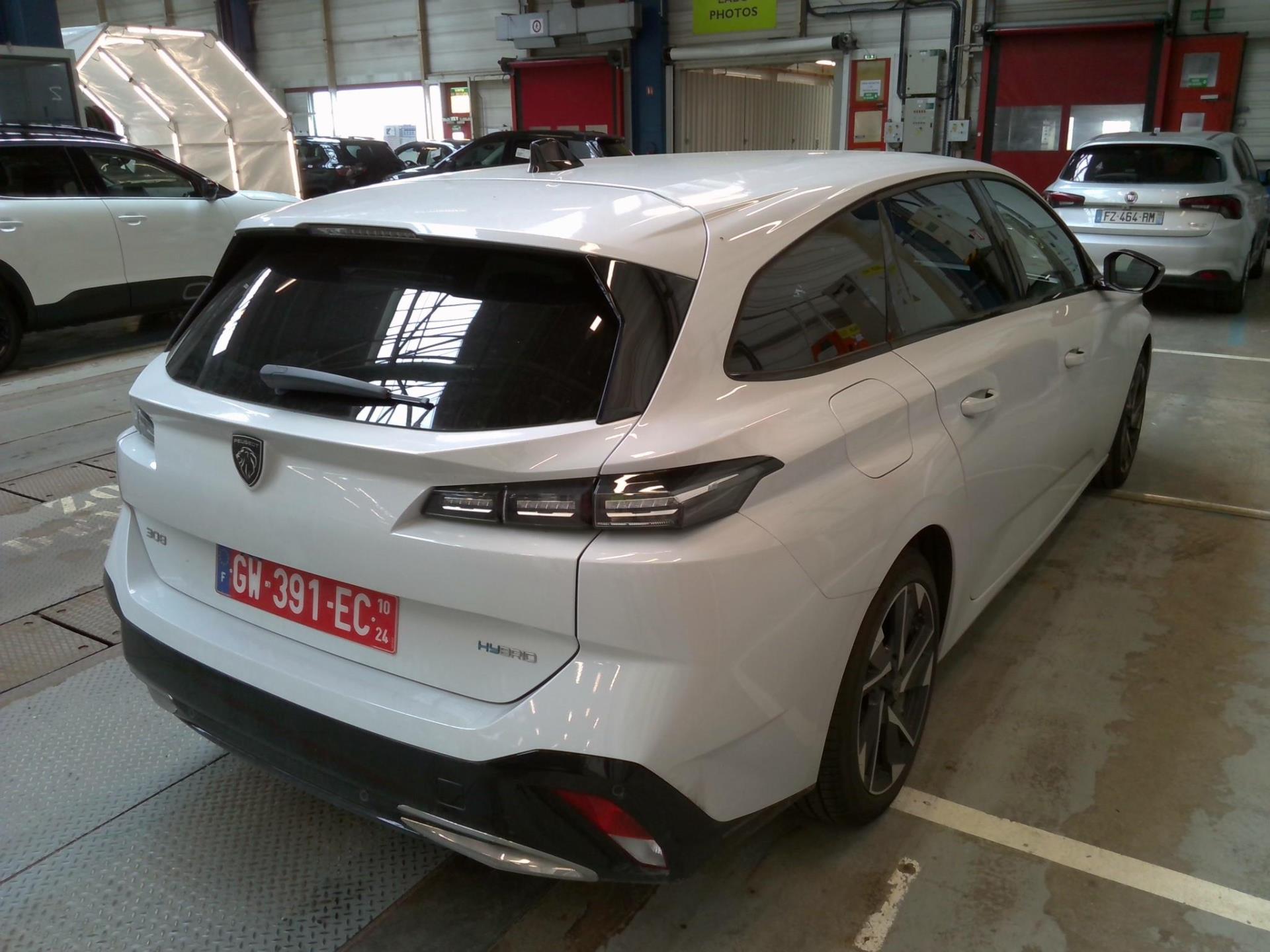Peugeot 308 SW PHEV 180 e-EAT8 Allure 2024