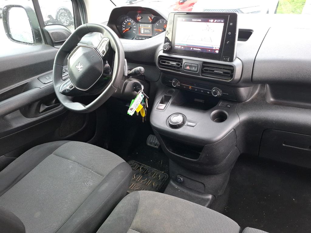 Peugeot PARTNER FOURGON STANDARD 650 KG BLUEHDI 130 S&S EAT8 ASPHALT 2020