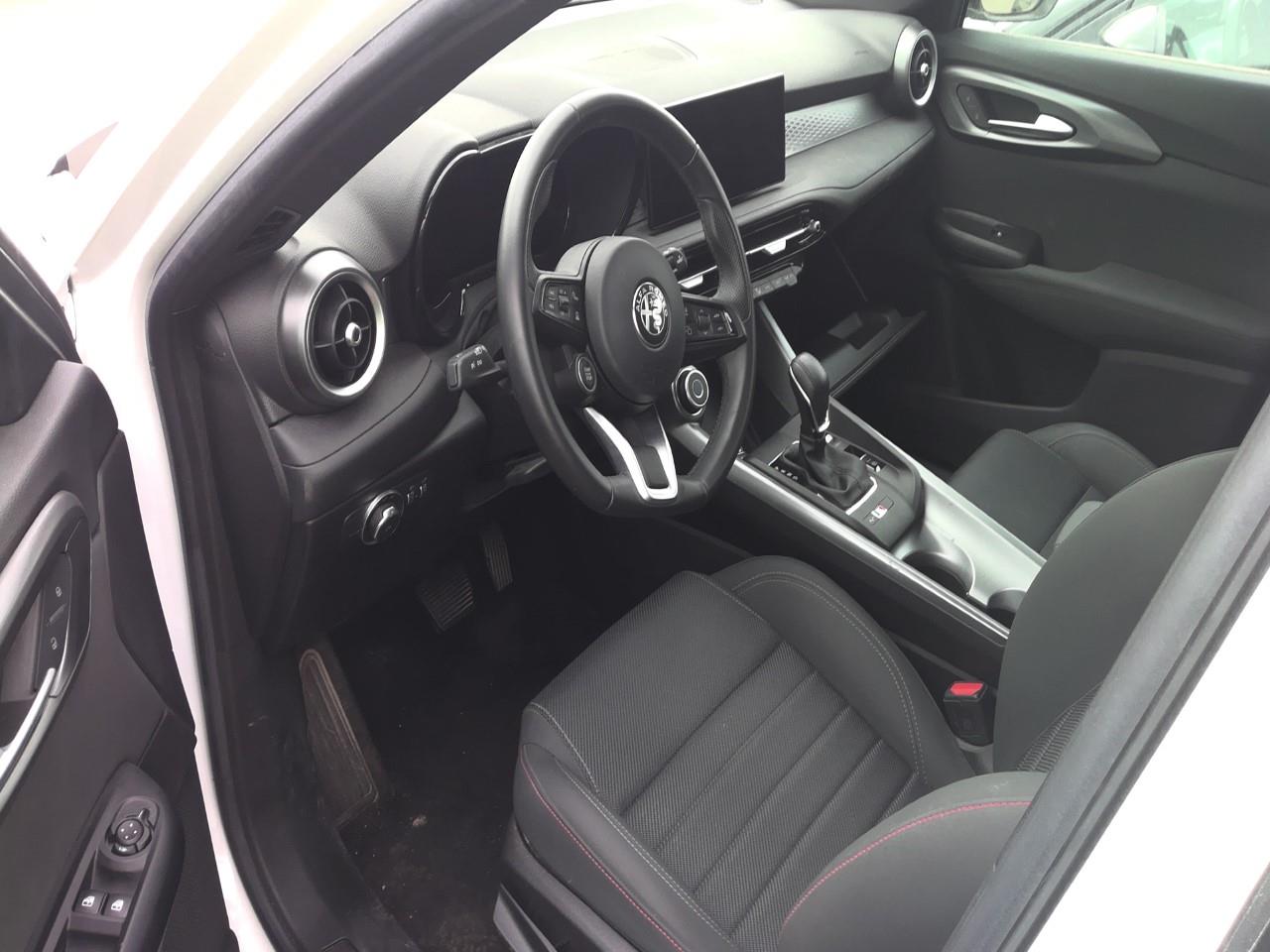 Foto Alfa Romeo Tonale 4