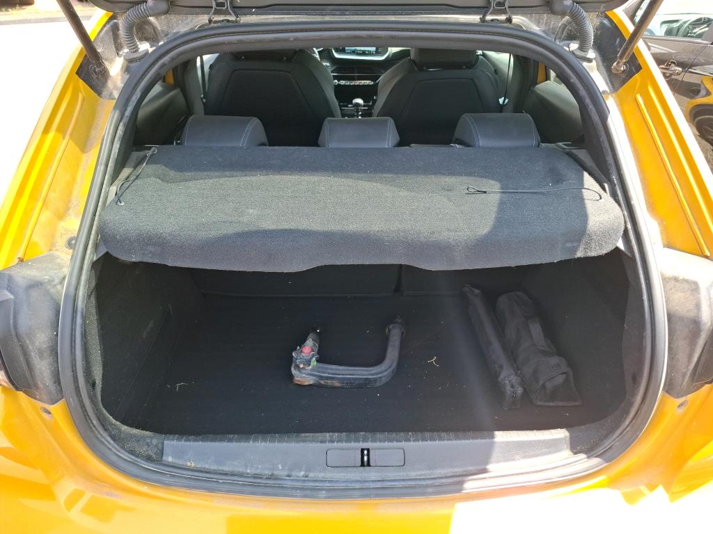 Peugeot 208 BlueHDi 100 S&S BVM6 GT 2021