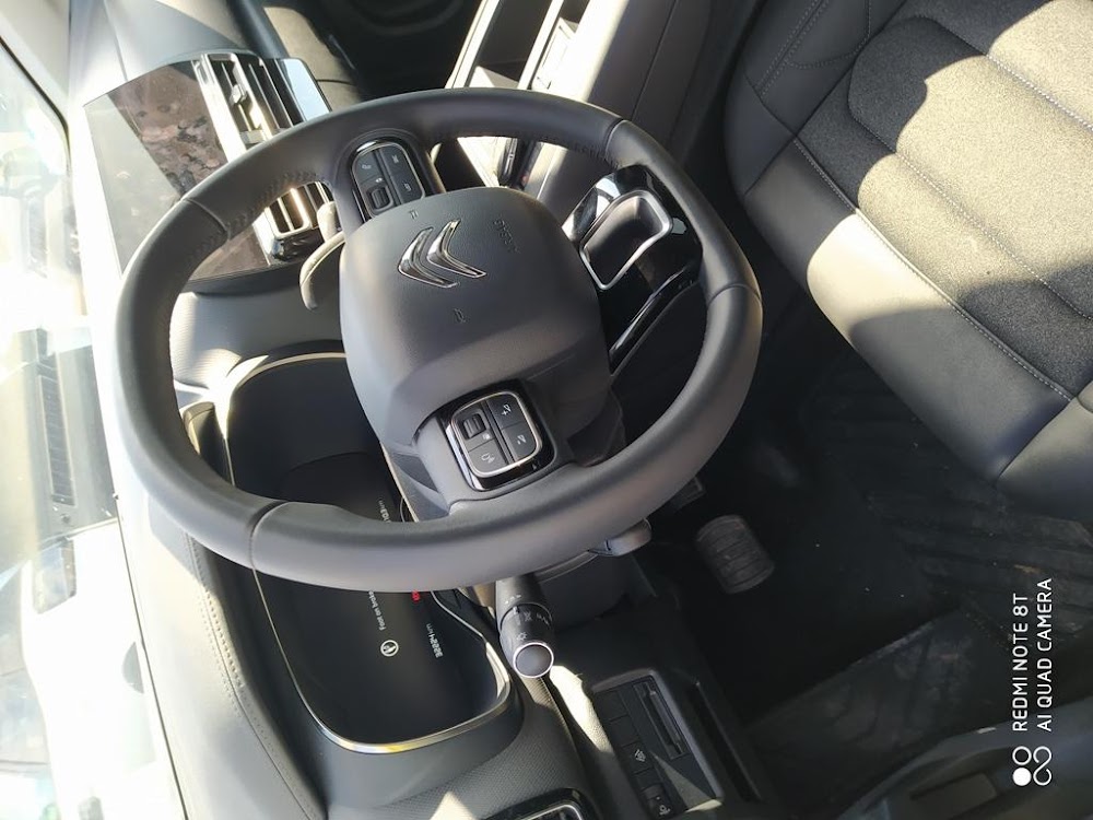 Foto Citroën C5 Aircross Hybrid 12
