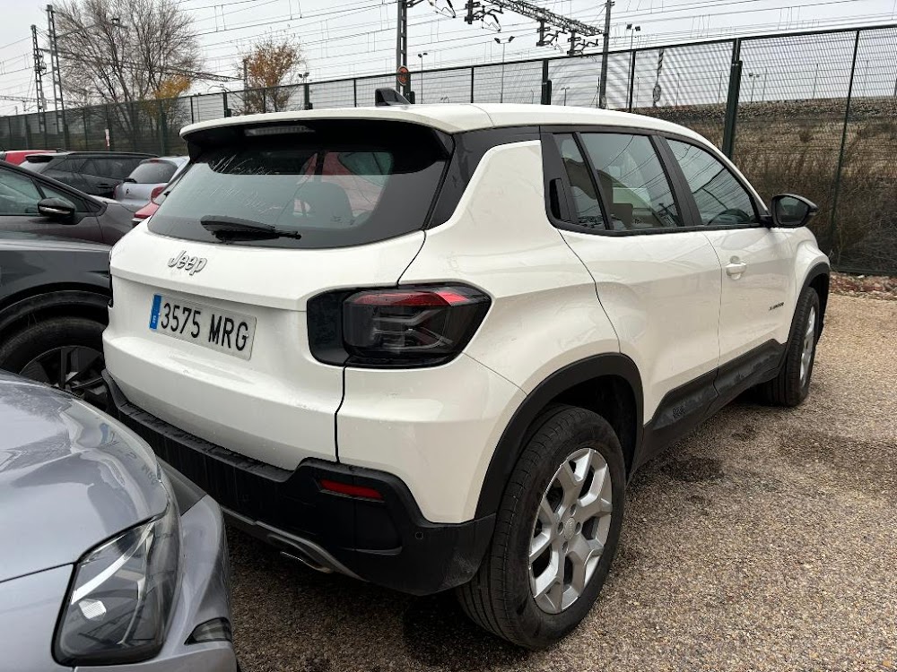 Foto Jeep AVENGER 5