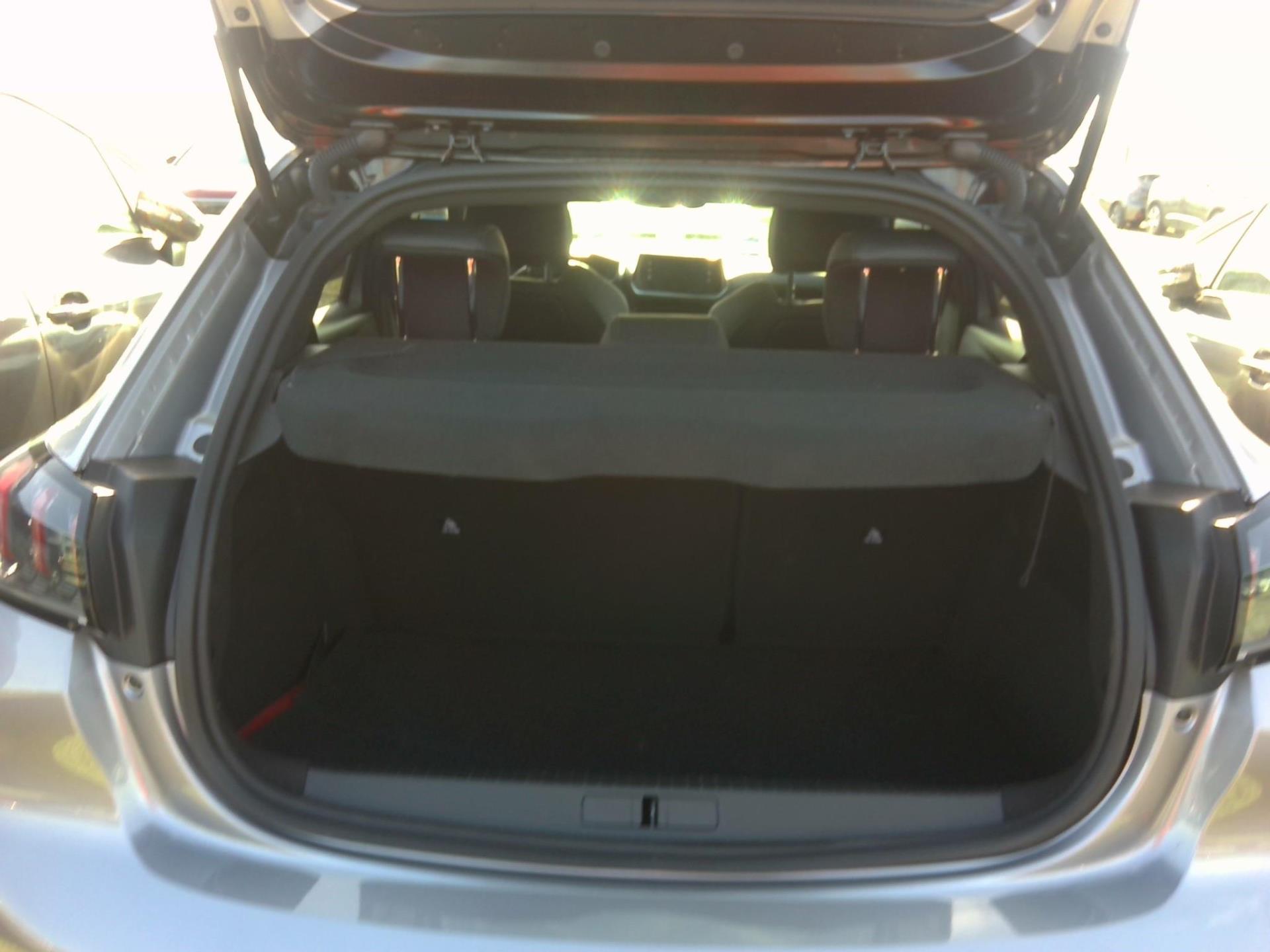 Peugeot 208 PureTech 100 S&S BVM6 GT 2023