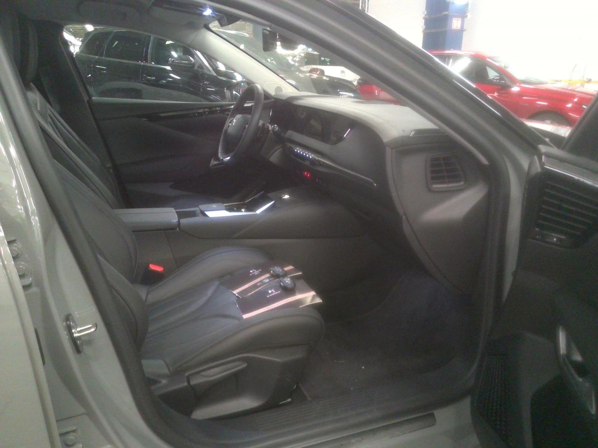 DS DS 4 BlueHDi 130 EAT8 Rivoli 2023