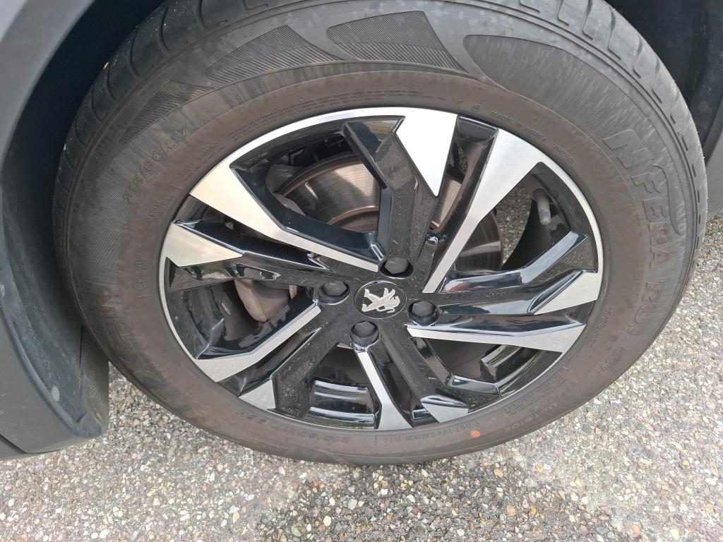 Peugeot 2008 BlueHDi 130 S&S EAT8 Allure Pack 2022