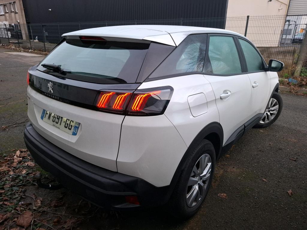 Peugeot 3008 BlueHDi 130ch S&S BVM6 Active Business 2021