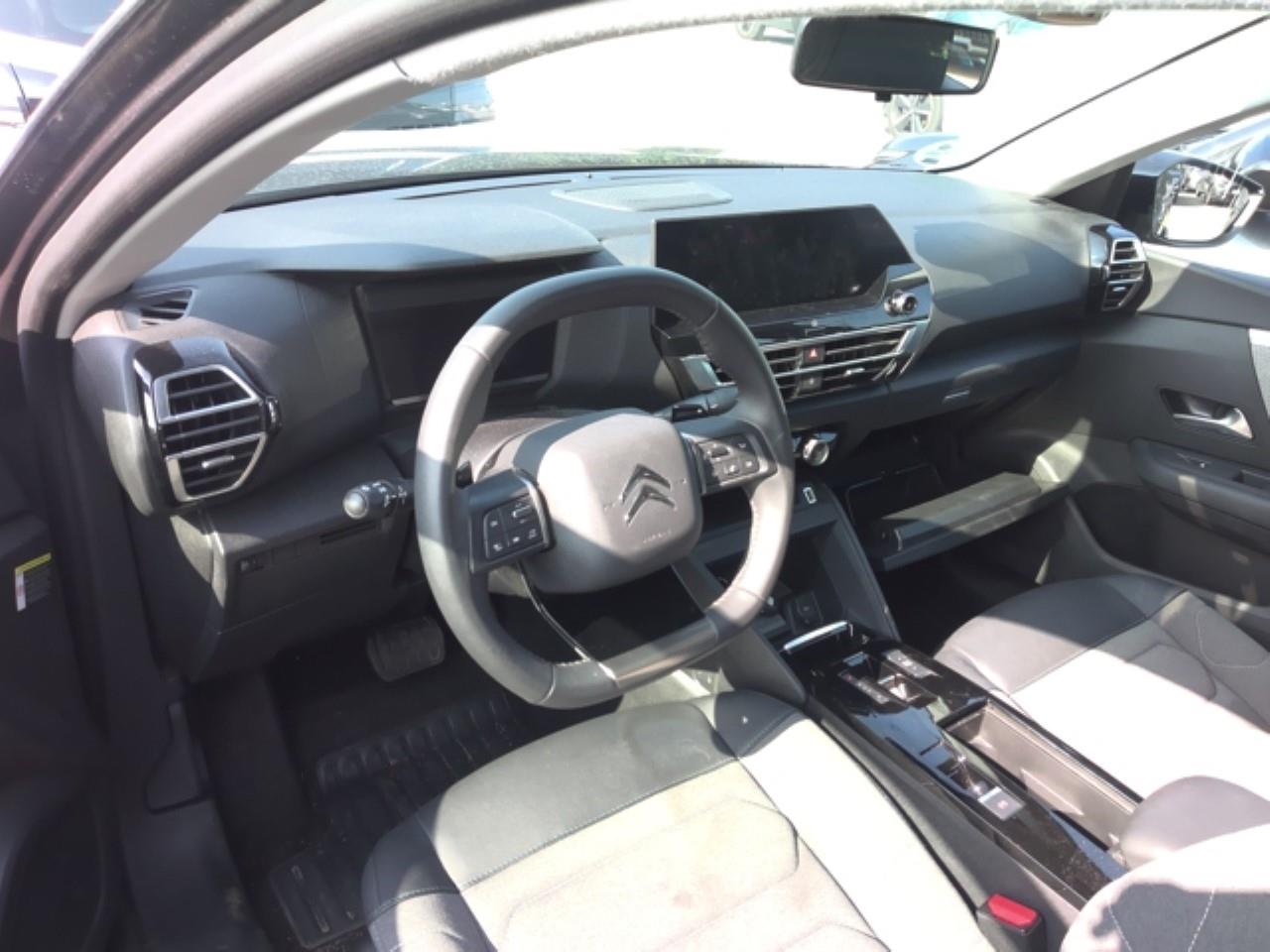 Foto Citroën C4 X 3