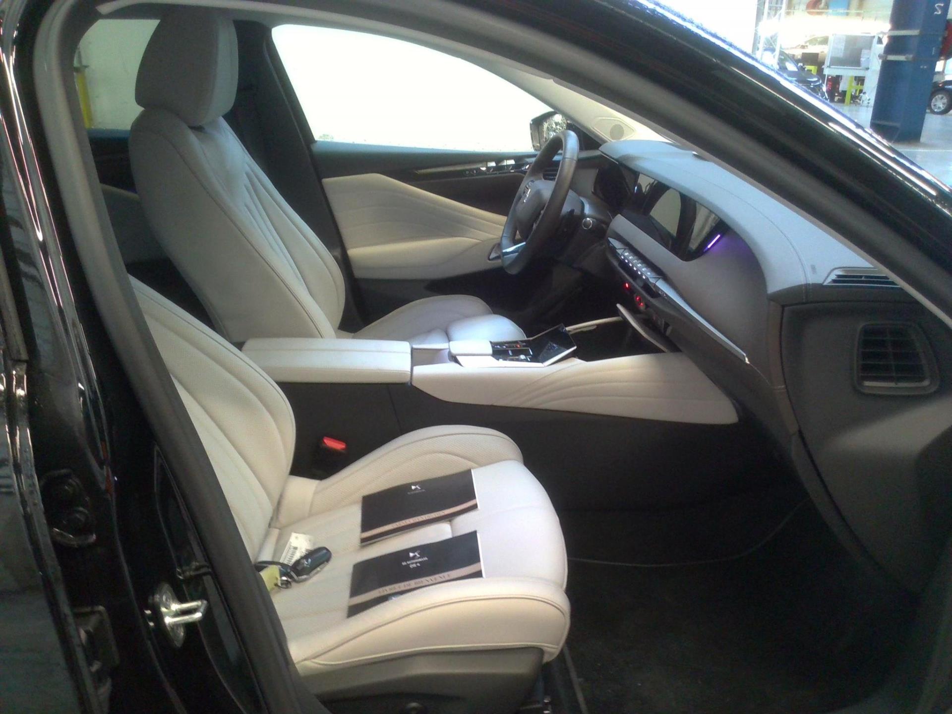 DS DS 4 Hybride E-Tense 225 EAT8 Cross Rivoli 2022