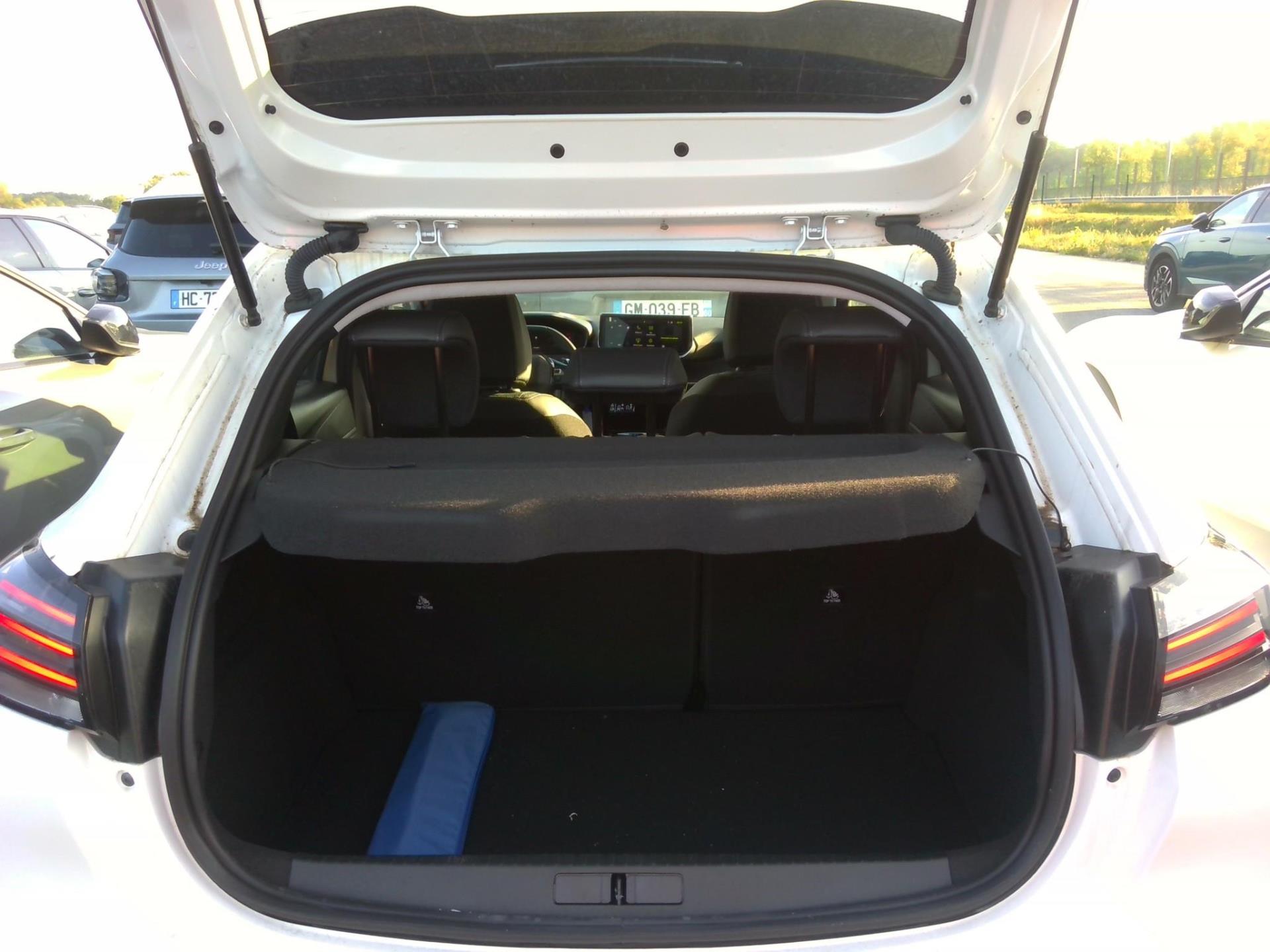 Peugeot 208 Hybrid 110 ch e-DCS6 Allure 2025