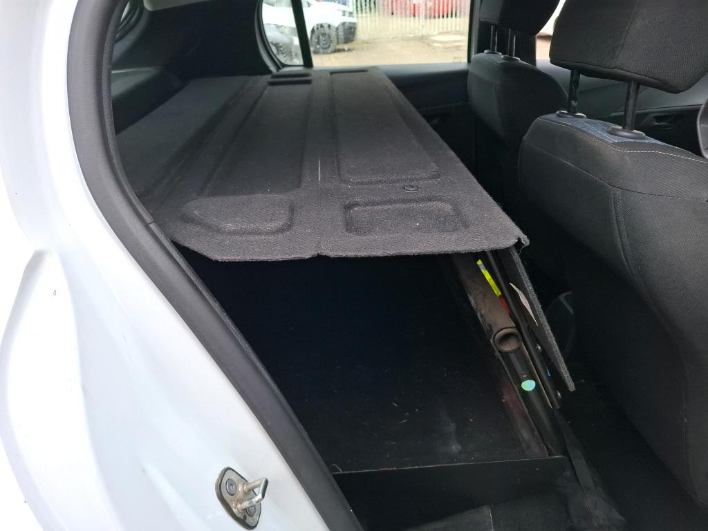 Peugeot 208 BLUEHDI 100 S&S BVM6 PREMIUM 2021