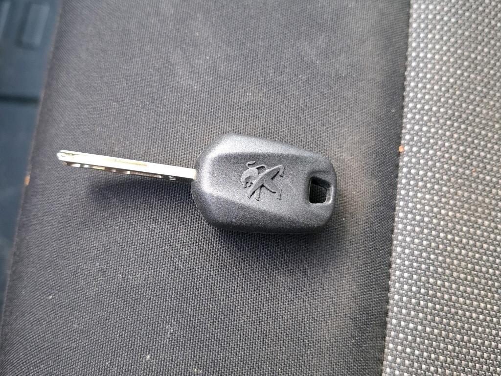 Peugeot EXPERT CA LONG 2.0 BLUEHDI 120 S&S BVM6 FIXE PREMIUM 2022