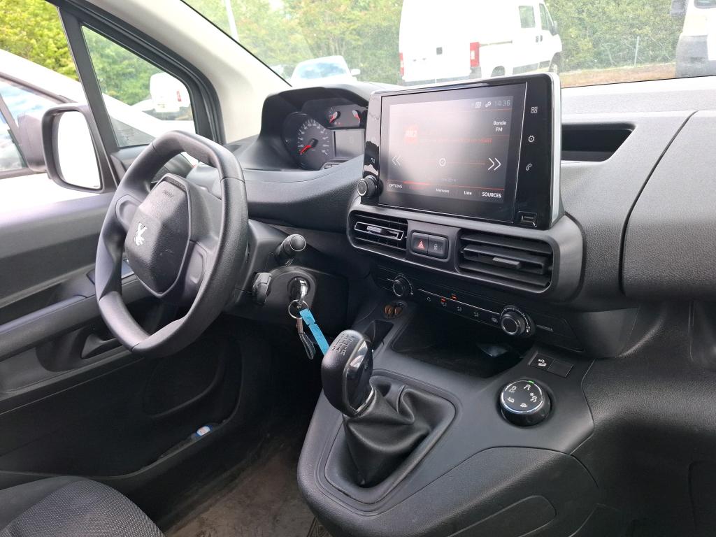 Peugeot PARTNER FOURGON STANDARD 650 KG BLUEHDI 100 S&S BVM5 PREMIUM 2020