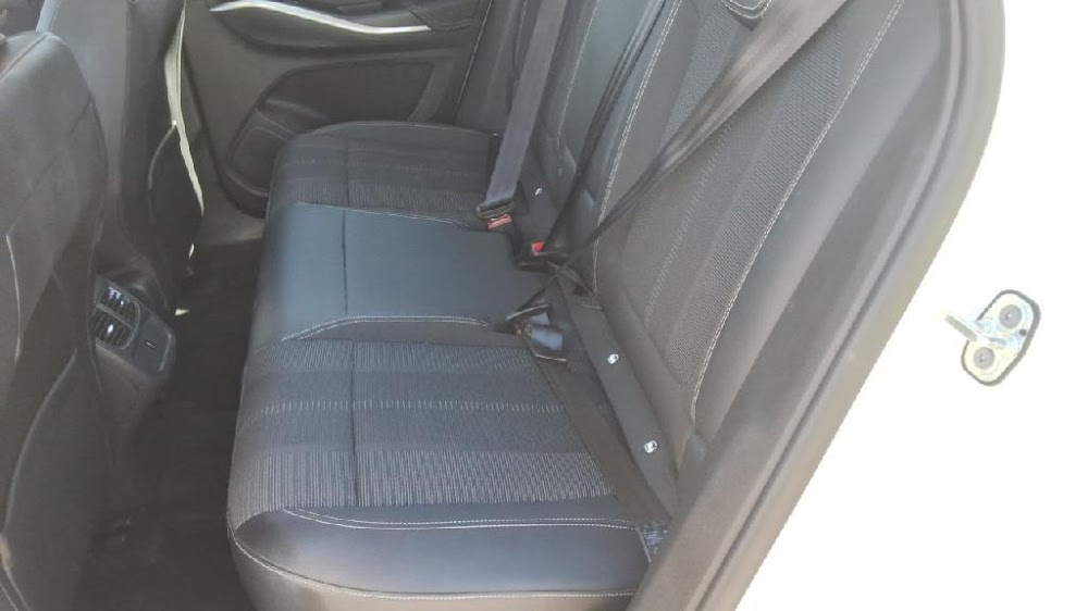 Foto Opel Grandland PHEV 10