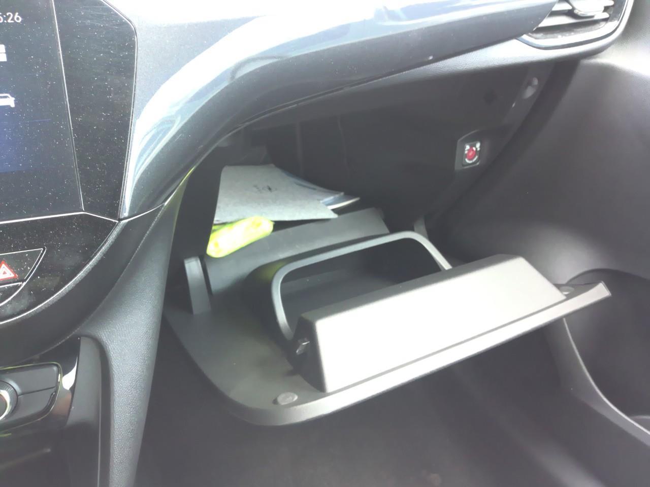 Foto Opel Corsa 16