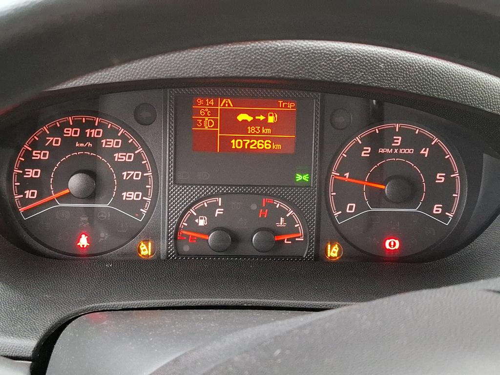 Peugeot BOXER TOLE 330 L1H1 BLUEHDI 120 S&S ASPHALT 2021