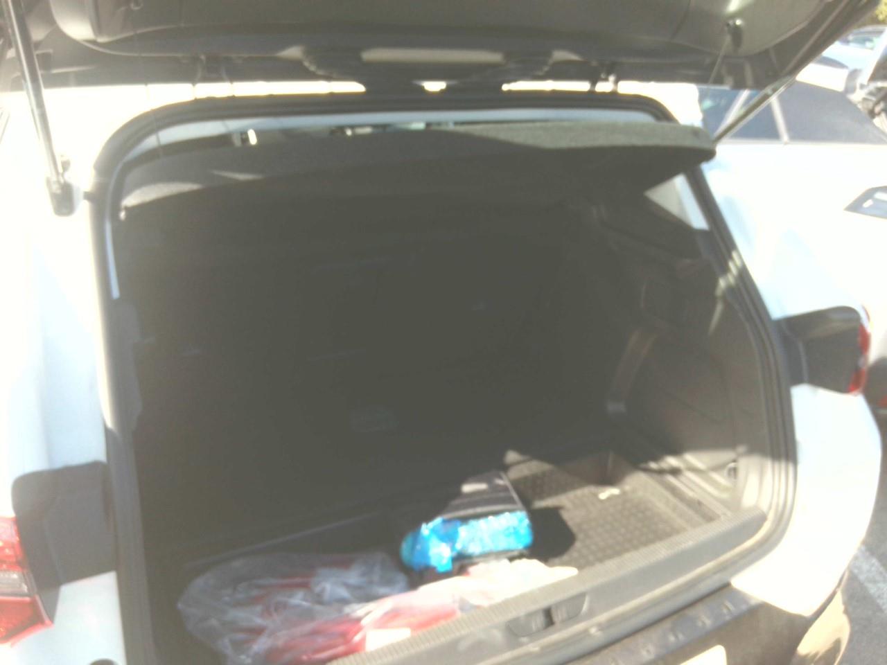 Foto Opel Grandland PHEV 8