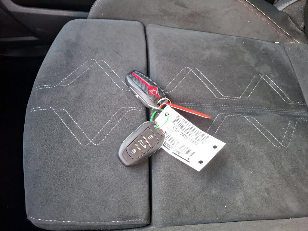 DS DS7 Crossback BlueHDi 130 EAT8 Performance Line+ 2022