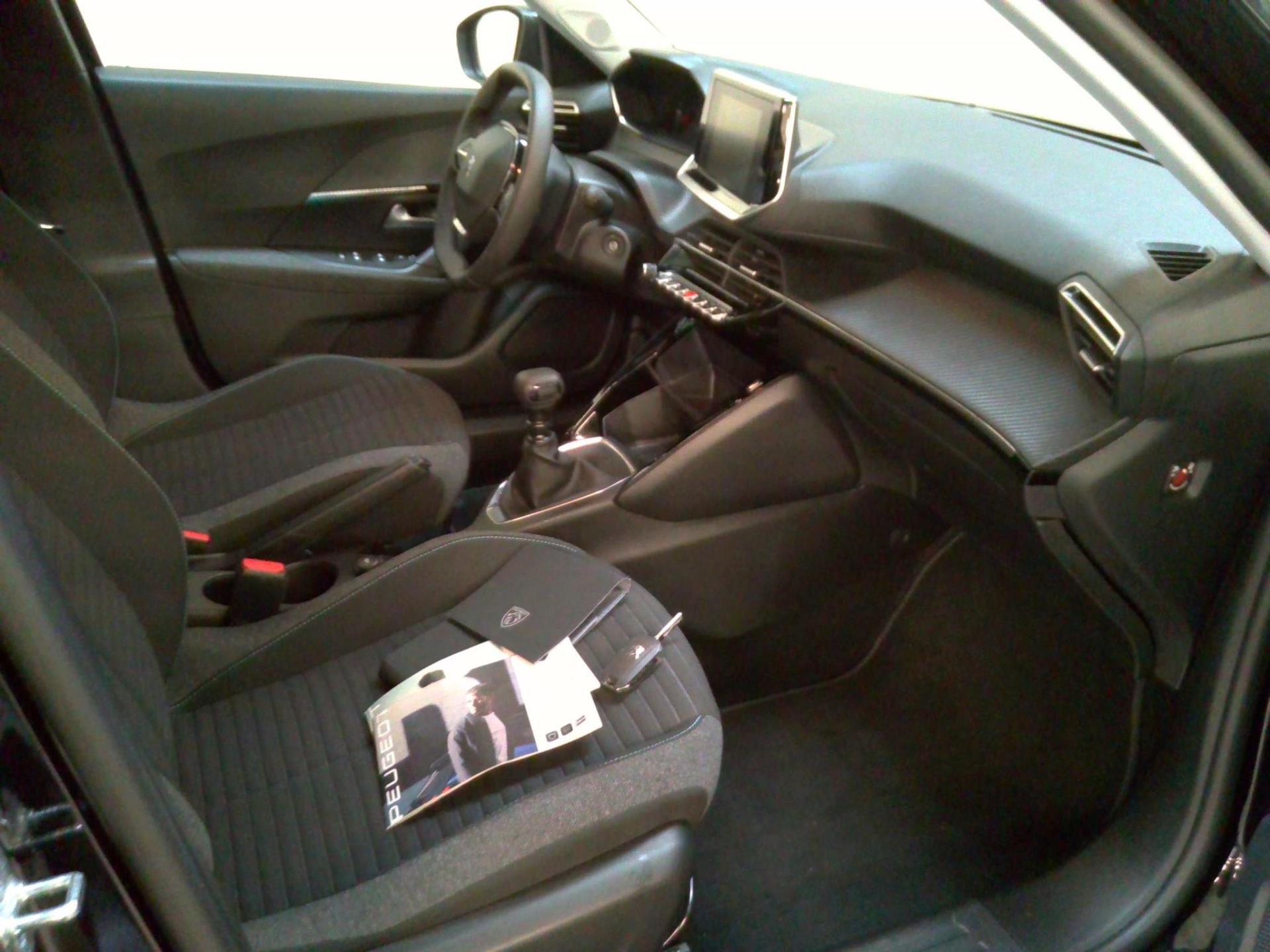 Peugeot 2008 PureTech 130 S&S BVM6 Style 2022